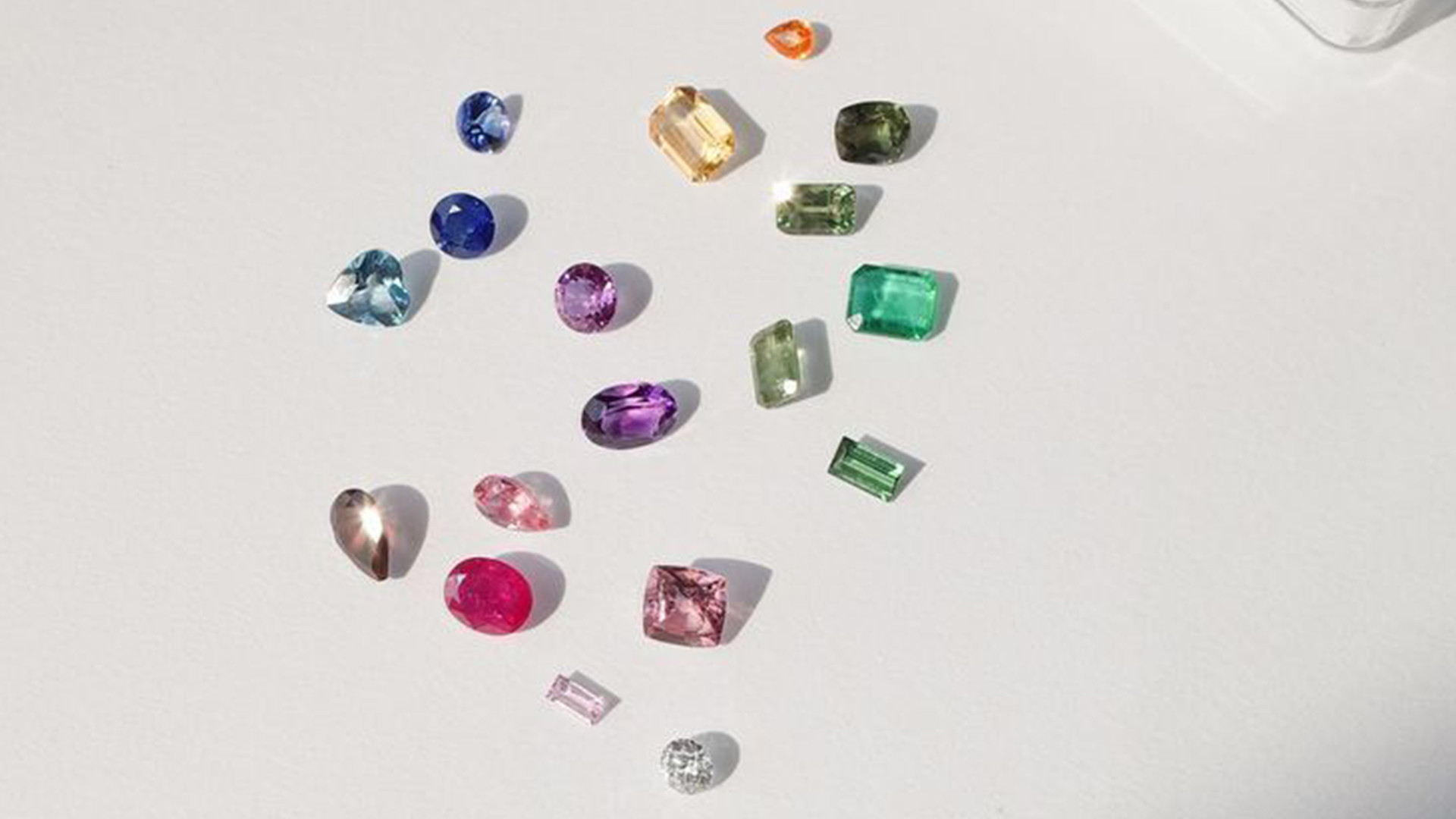 珠宝攻略 | 培育彩宝入门：看懂+选对不踩坑