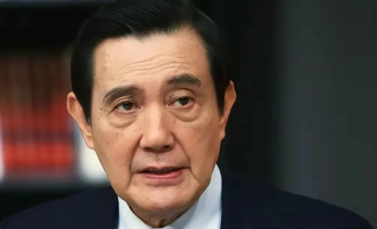 马英九的行程可能要变卦了！

不是因为疫情反复

也不是因为两岸关系紧张。

而