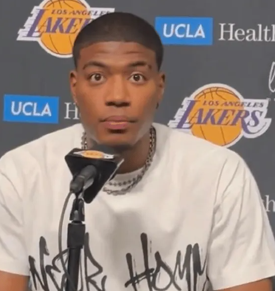 老詹和八村是真想说实话，但还是隐隐约约表达了不满
八村：“我们一直都很棒……但今