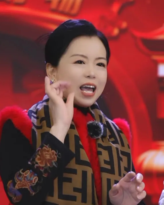 好消息，好消息，许妈正在北京！
李律太可爱了，昨天直播时打电话给许敏，居然忘关播