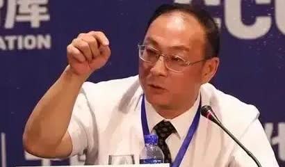 金灿荣这次说得挺实在。

中国没必要再追着日本要道歉了，他们不愿意，强求也没