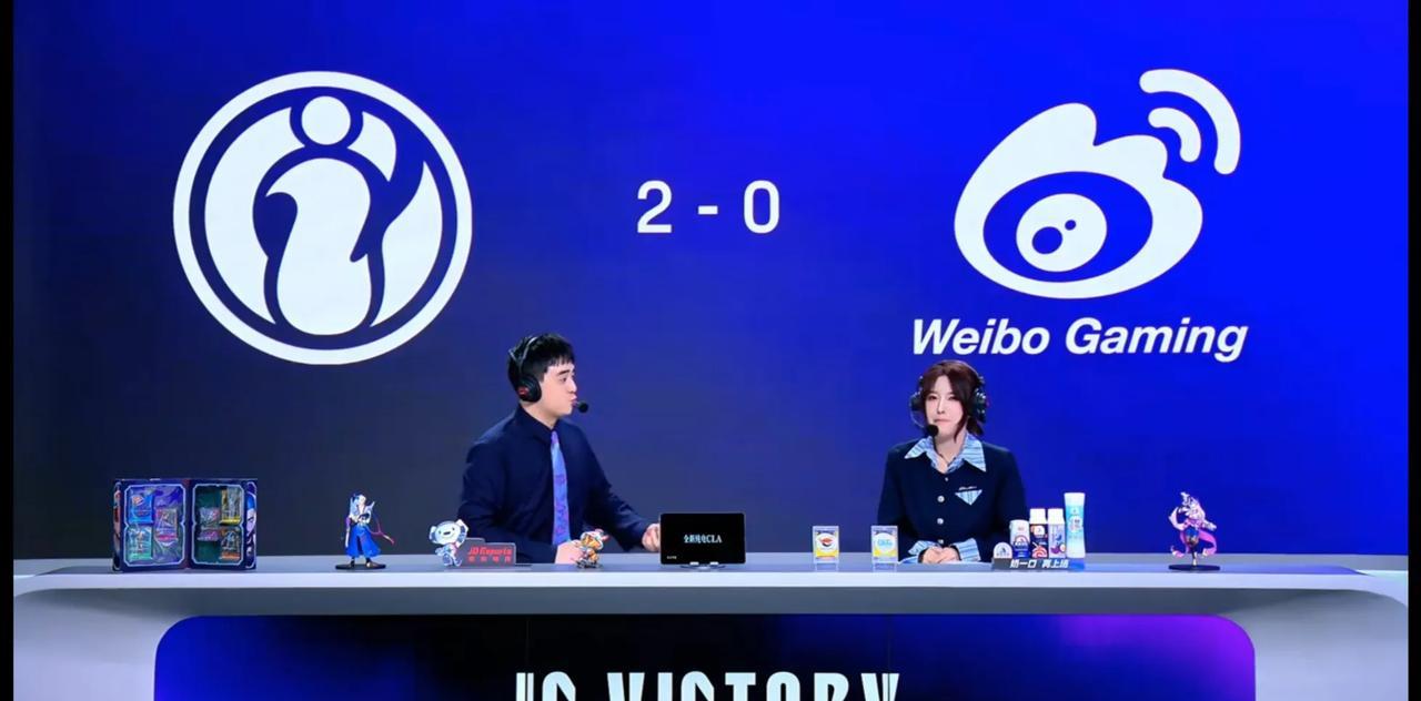 就在刚才，
IG对战WBG的比赛中，
IG以2比0的比分战胜WBG！
IG已经很