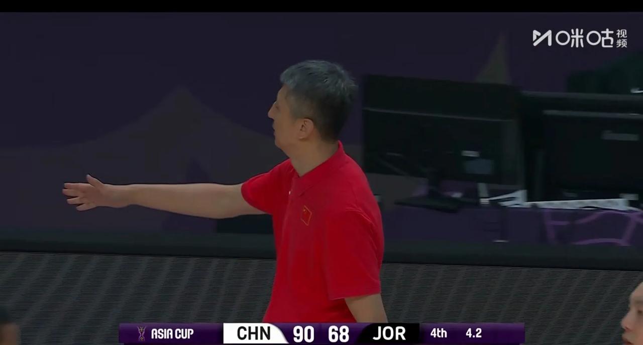 郭士强还是有些太焦躁，多年后拿下小组第一，没必要跟杜锋乱比较
中国队最终90:6
