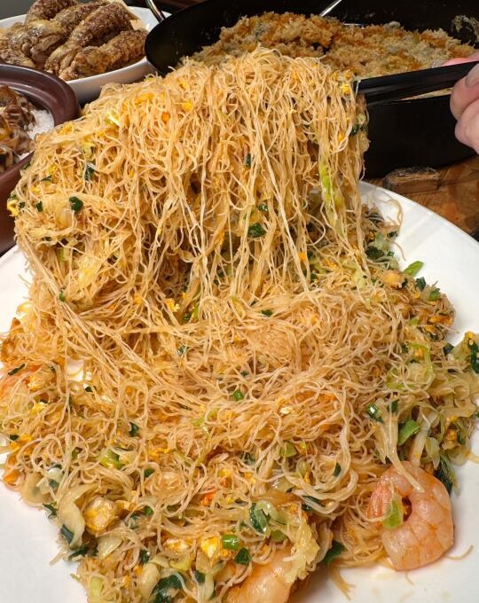 在福建吃的这是啥粉？非常好吃！！！
头一次吃，细细的好入味！油香油香的！