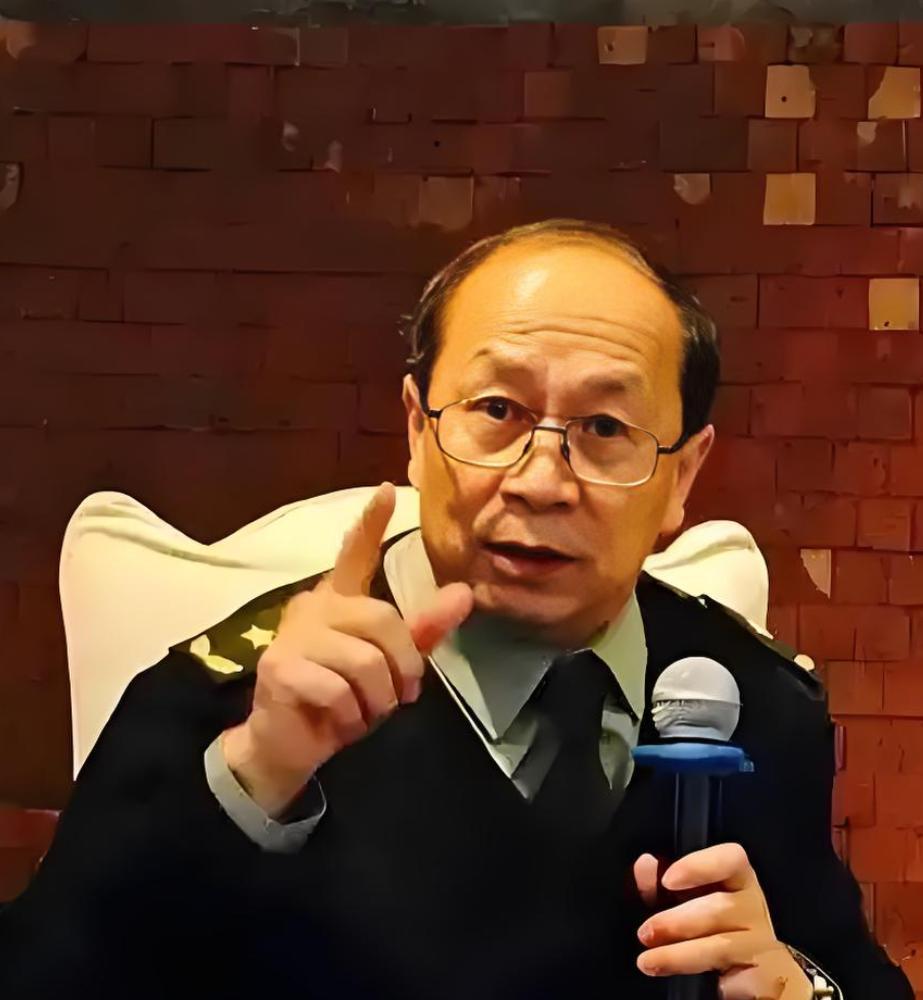 金一南将军再度发声，一语惊人：“未来，对人类威胁最大、最可怕的，不是核武器，而是