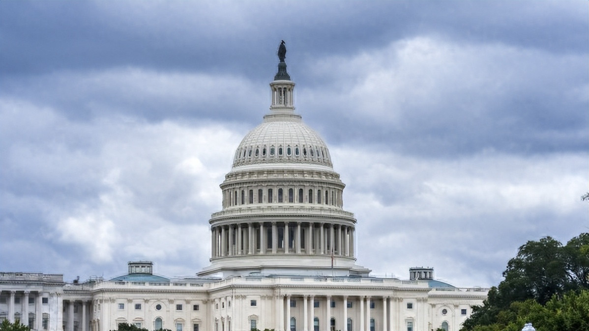 24小时内，特朗普收到3个坏消息，美国战略部署有变？