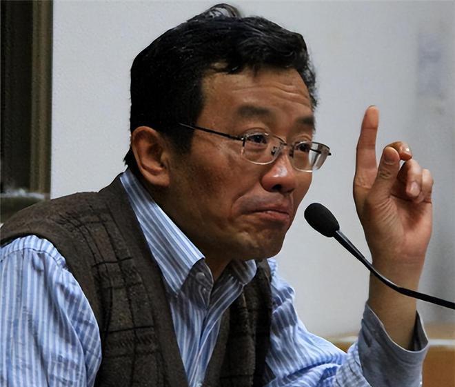 ·“中国是世界上最怕死的民族之一！可是我国又有不怕死的，”去年，我国复旦教授王德