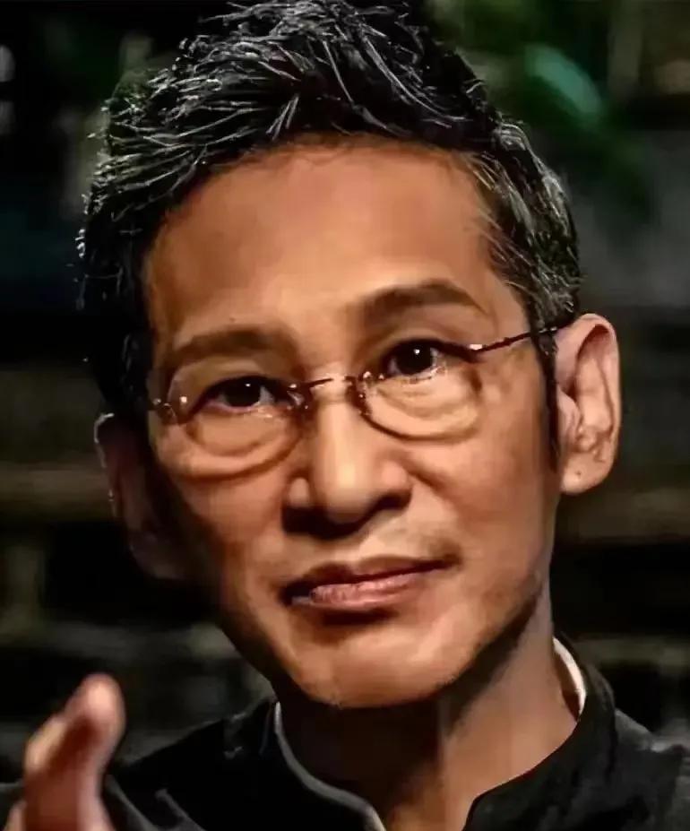 人际关系12法
1、斗——总是打压你的领导
2、离——频繁借钱不还的朋友
3、敬