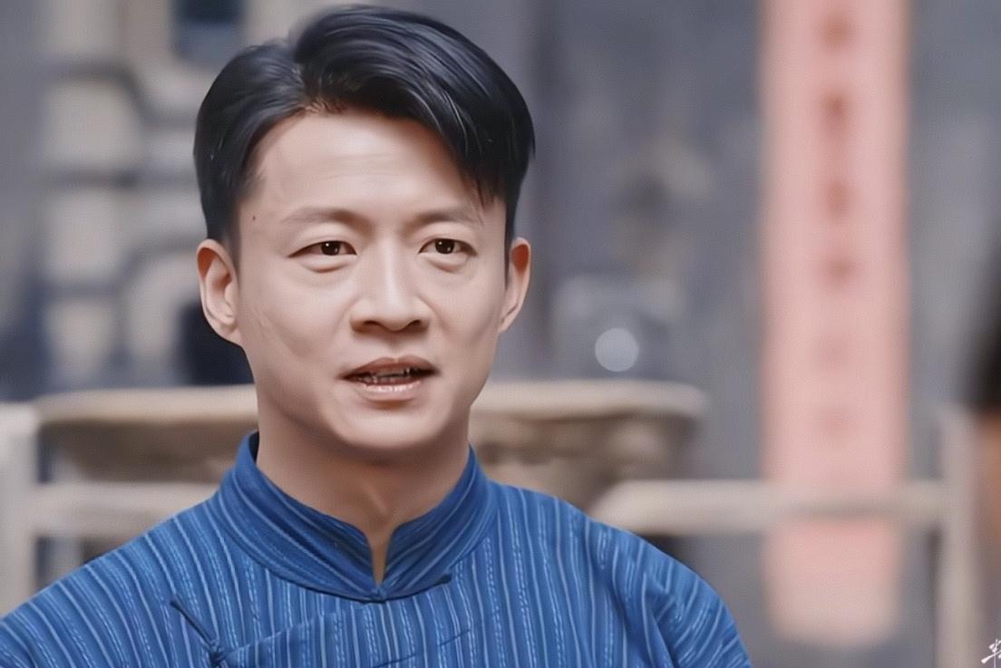 《灼灼韶华》二妞不是个坏女人，但她绝对是个反面教材！同样是经历了三段感情，韶华让