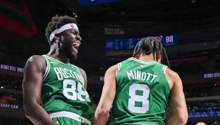 米诺特克塔加尔扎今日都抢到5个进攻篮板，队史自14年后首次
尔特人以125-10