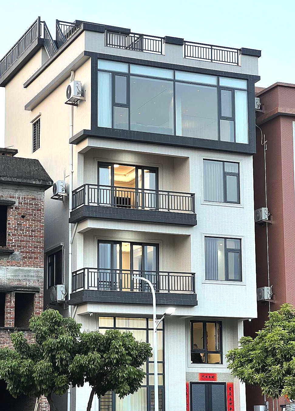在相亲中，农村自建房能不能自称有房？