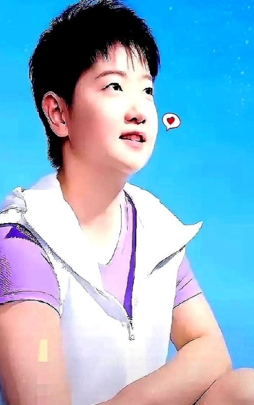 如今两个人渐行渐远…

瞅瞅莎莎微博粉丝三天暴涨两百万这数据，简直不要太夸张！