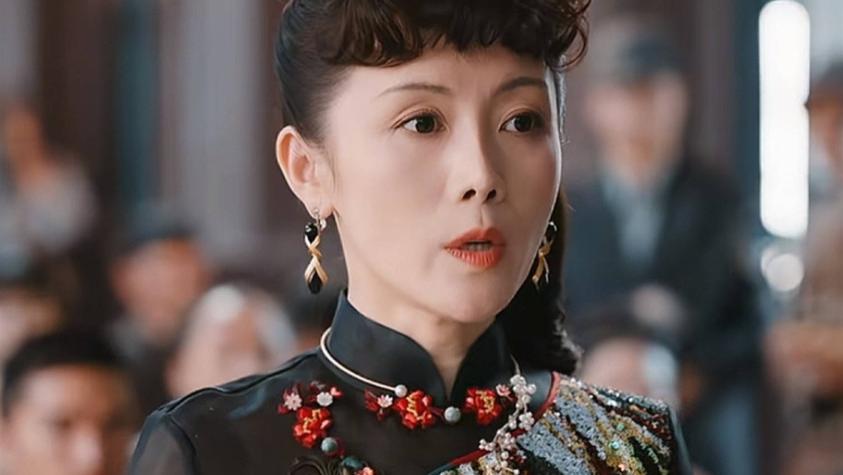 《灼灼韶华》周燕至死不知，害死她的3个“凶手”是谁，小伍下场已暗示