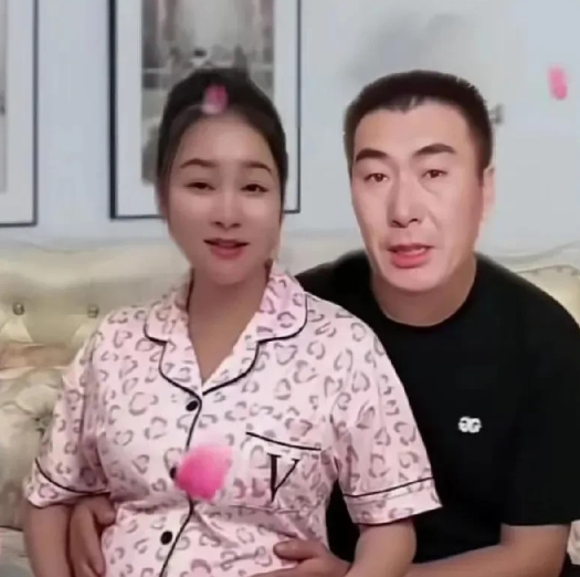 爷青结！
86岁老妻的无奈 马玉琴86岁，心都凉透了。李玉成在外边浪，她也不管了