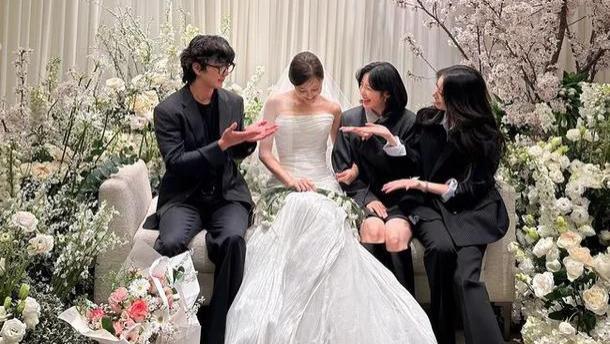 韩国女星离婚后重获新生，与15年前剧集暗恋对象惊喜重逢