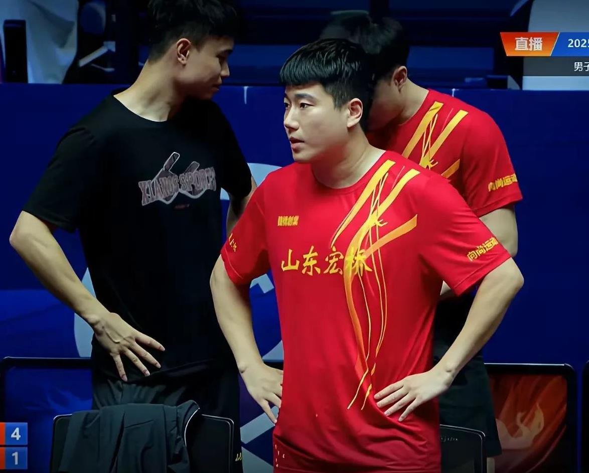 说实在的这次梁靖崑可能要退赛也是正常！！！！
运动员长期比赛谁能保证每天都是元气