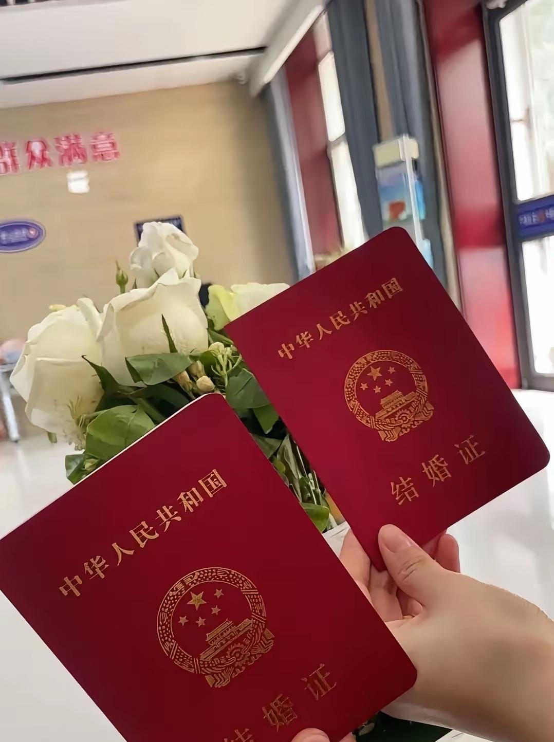 家里有还没结婚孩子的快看过来！
赶紧来蹭蹭这份喜气！下一个脱单结婚的指定就轮到你