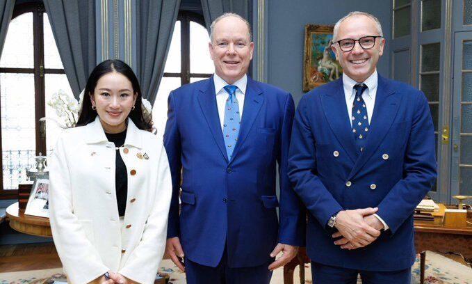 泰国总理佩通坦和摩纳哥阿尔贝二世亲王会面后，表达了对于双方可持续合作的期待。
泰