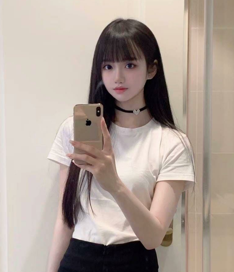媳妇去疗休养，同事老婆让我帮忙修花园栅栏。