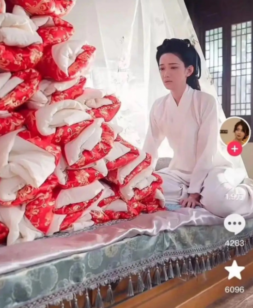 胎生99子的短剧被下架，鼓掌！这是哪个碳基生物想出来的逆天剧情，还都是儿子。
剧