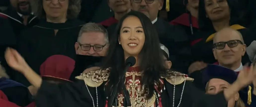 之所以会这么脱离现实，不是因为他们真的像晋惠帝那么愚蠢，而是因为只想说漂亮话，并