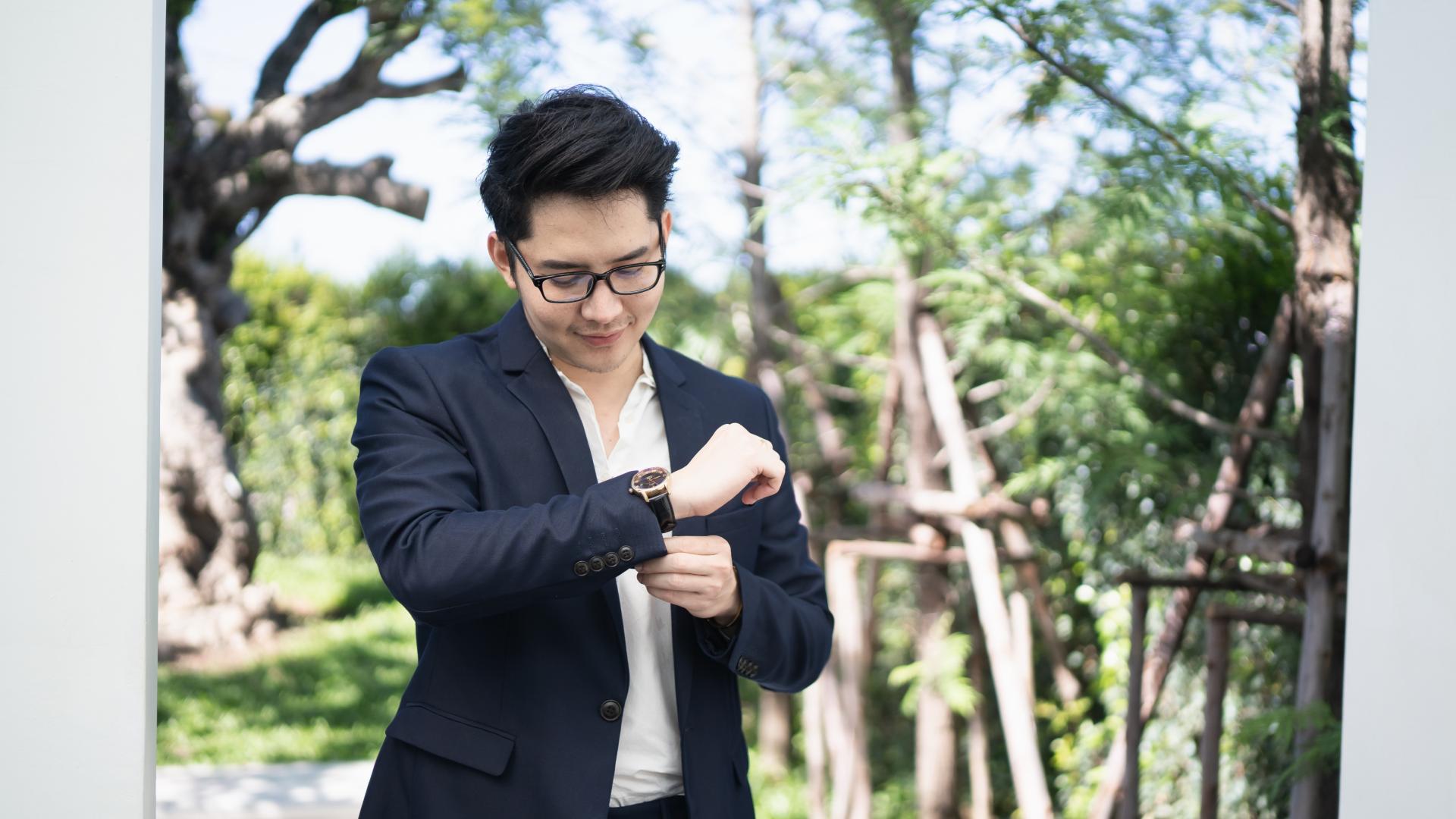 预算2000-5000怎么选？2025高性价比智能手表清单，按需求挑不花冤枉钱