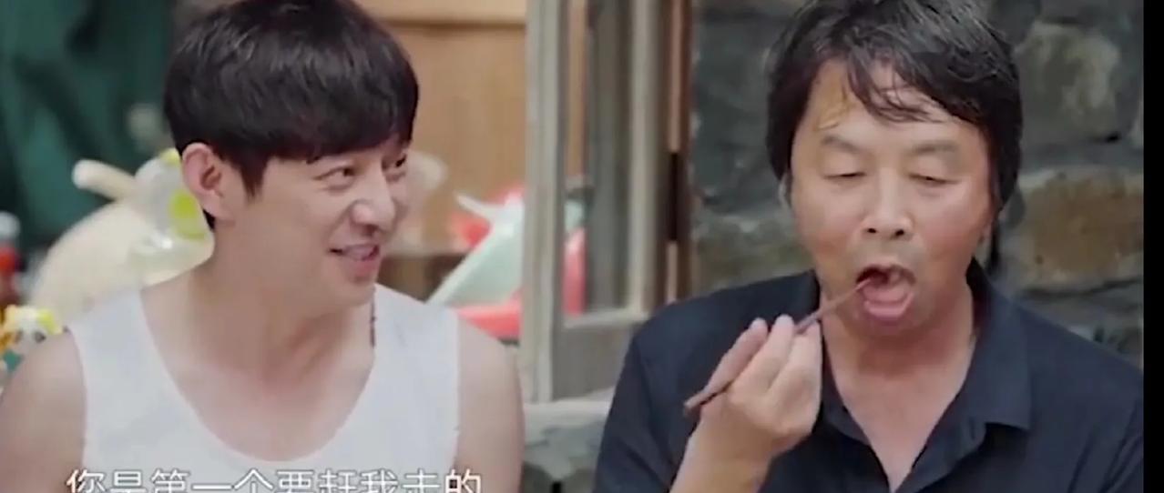 录节目时，何炅对刘震云说：“刘老师，您是六季以来唯一一个要赶我走的。”刘震云说一