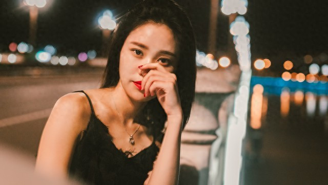 信任在生活中的角色：安全保障还是危险的边缘？