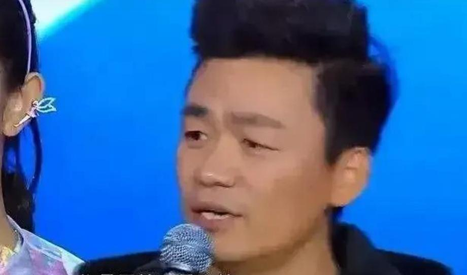 “王宝强，你信不信我可以弄死你！”在一次节目中，张大大指着王宝强的鼻子说道，王宝