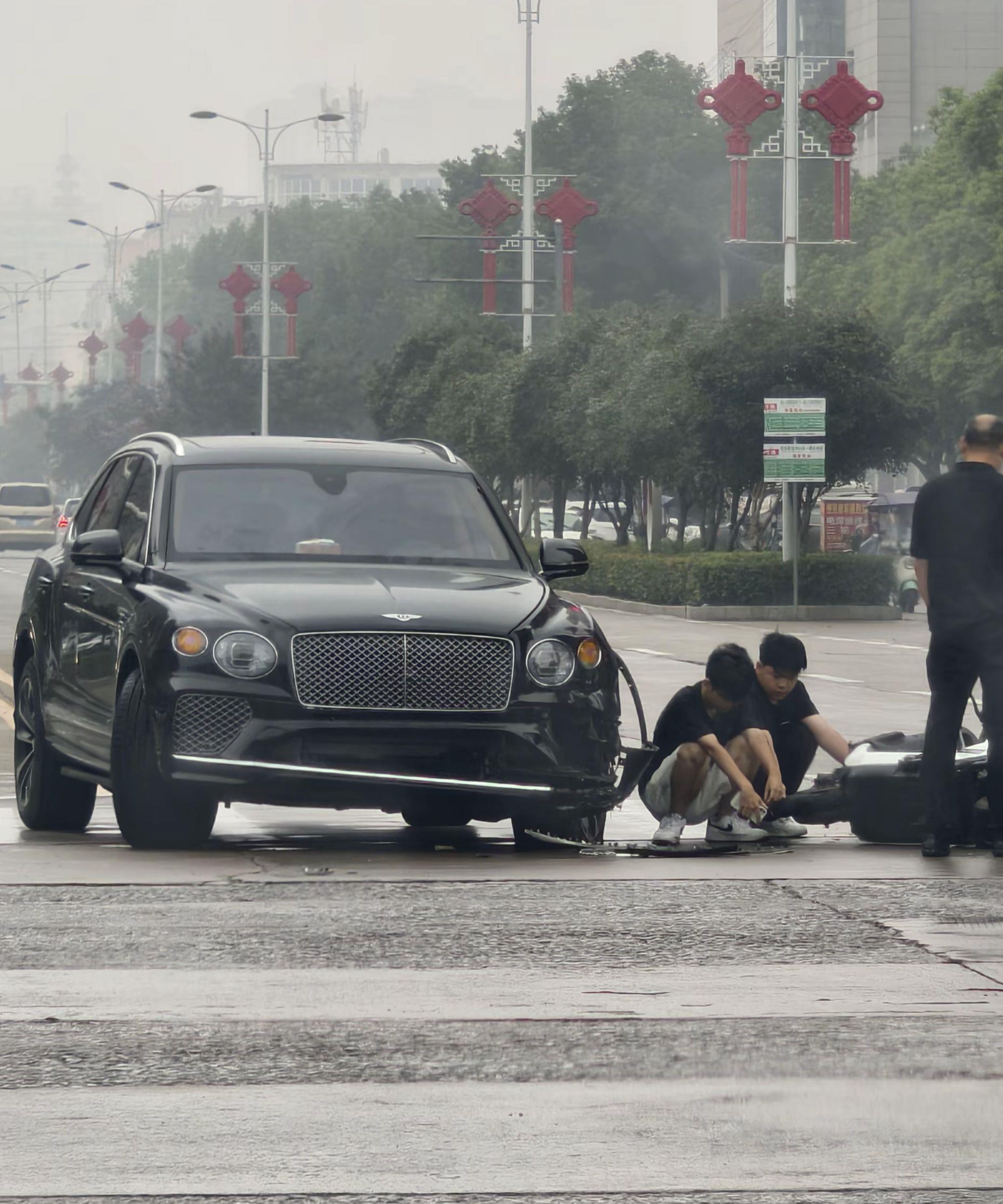 120也不快，只是小小比亚迪