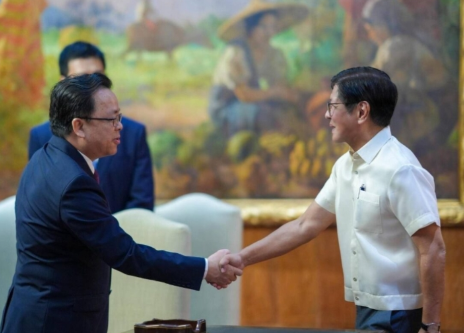 菲海警发言人：中国大使那句“菲律宾喜欢殖民者”，让他印象深刻

25日菲律宾总统
