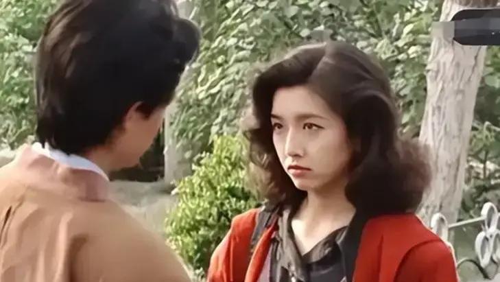 回国实在没钱可挣、在美国却有钱花、如今定居的江珊暴露了私心