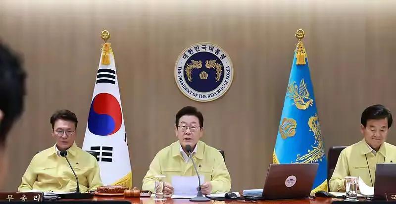 韩启动与美国的“乙支自由护盾”联合军演，与尹锡悦相比，无非尹锡悦明着亲美，李在明