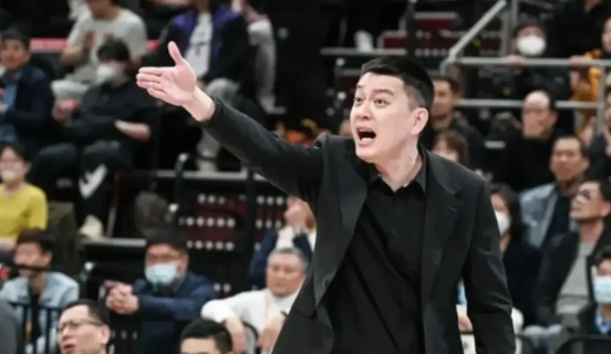 人无完人！杜锋要是能学到杨鸣一半“低调”就好了，我不是哗众取宠和故意制造对立话题