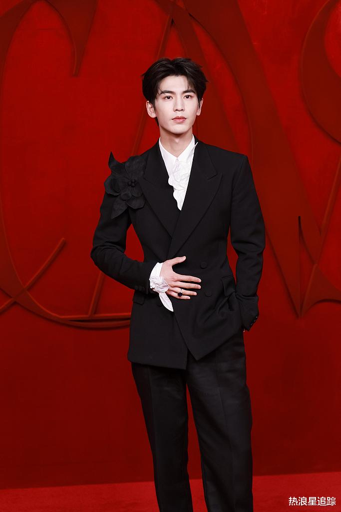 张凌赫：温暖留守儿童的爱心行动