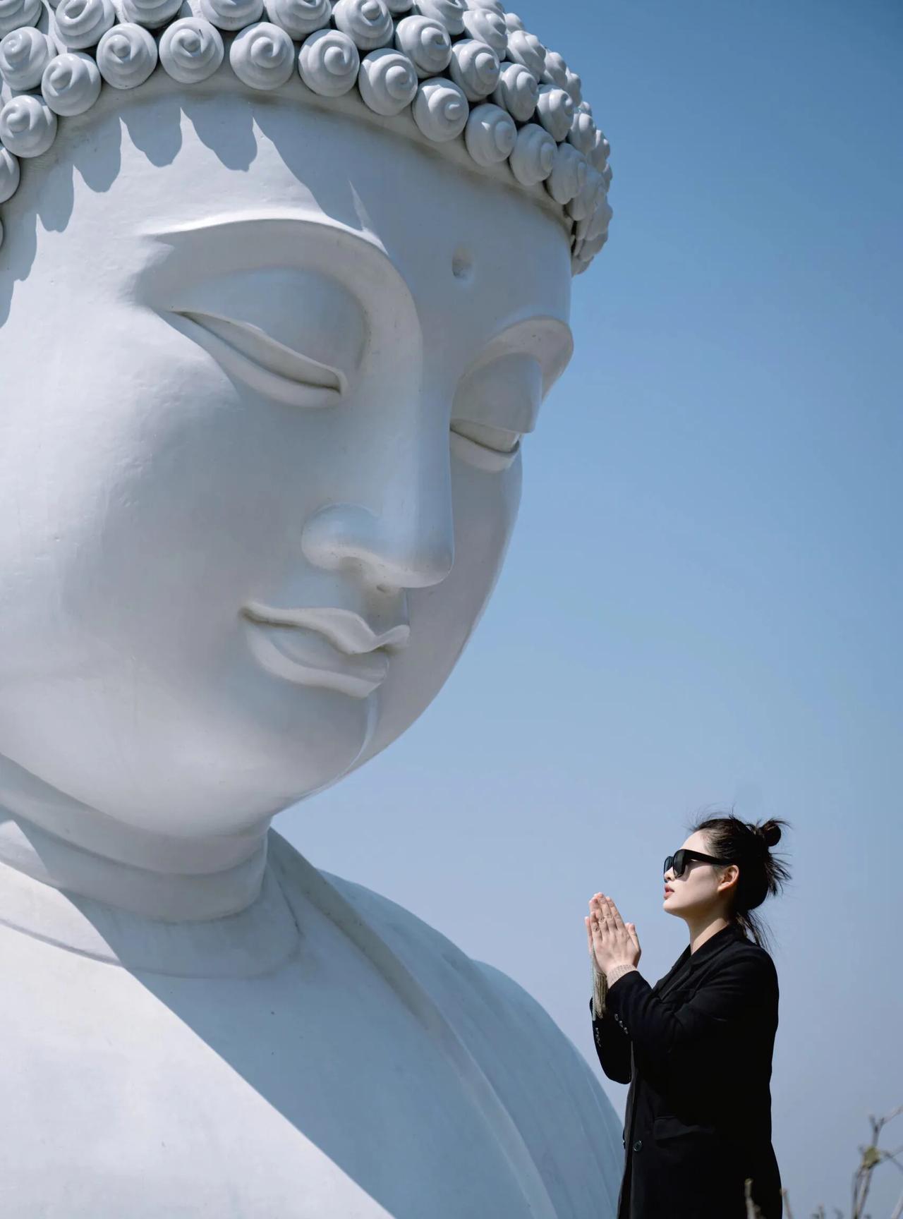 因果有轮回，苍天饶过谁
算了二十多年的命，告诉你个真相你别不信。其实啊，每一对夫