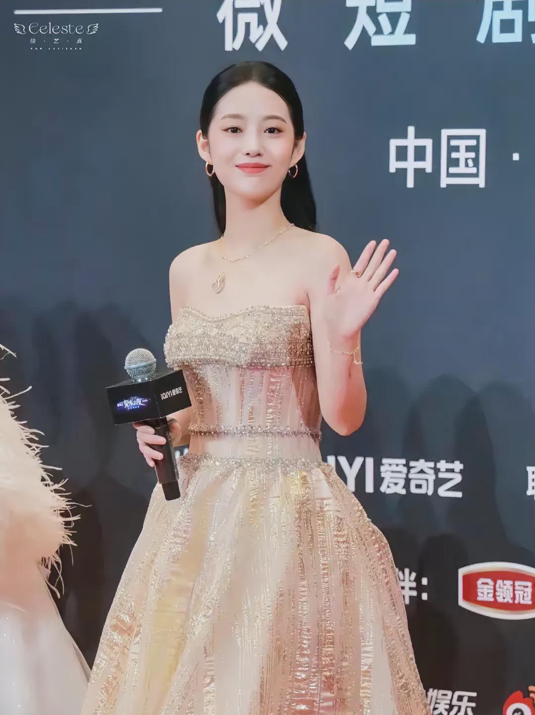 揭秘徐艺真走红背后：龙壹影视原来是她的 “秘密武器”