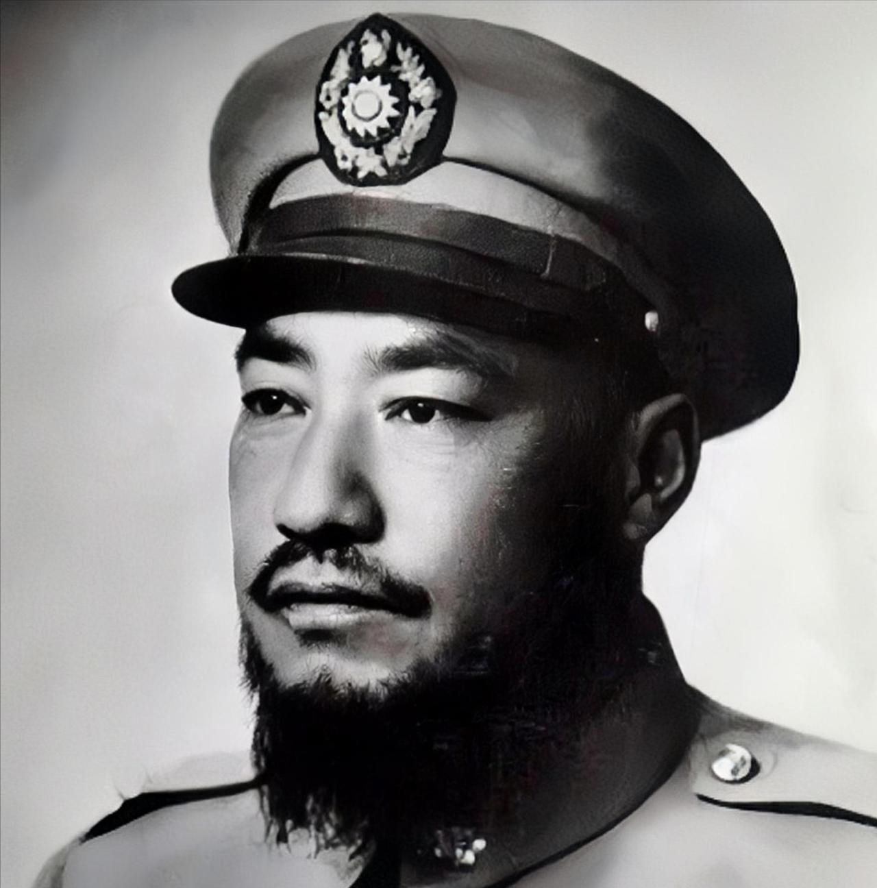 军阀们各自为王，老百姓过得那叫一个惨。上世纪三十年代，咱们中国大地上那叫一个动荡