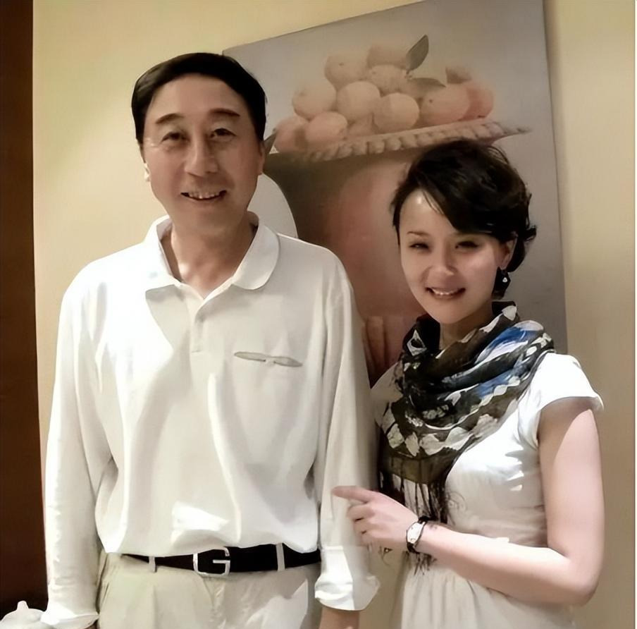 冯巩保姆造谣勒索











谁能想到，受人尊敬的老艺术家冯巩，竟然被