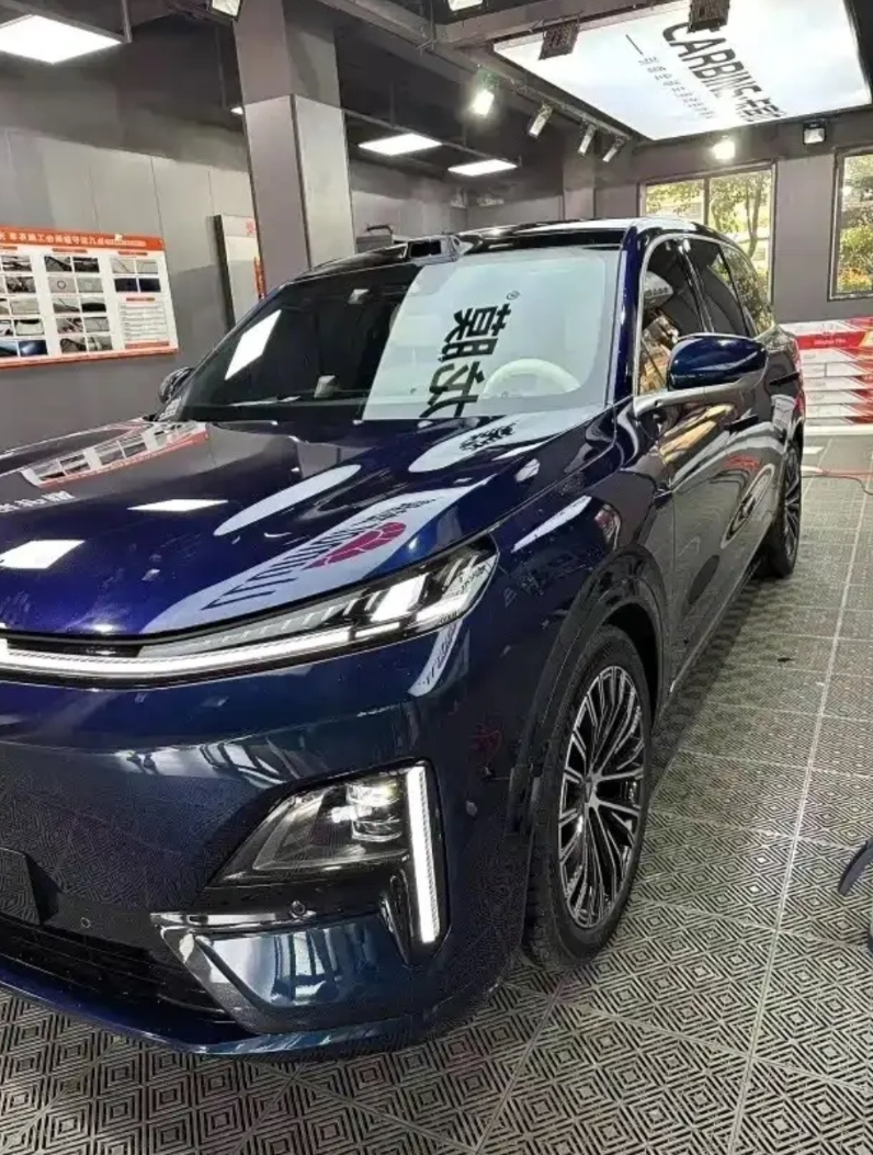 开深蓝S09就要被人看不起吗？

好歹也是我自己真金白银买的，你们有什么资格阴阳