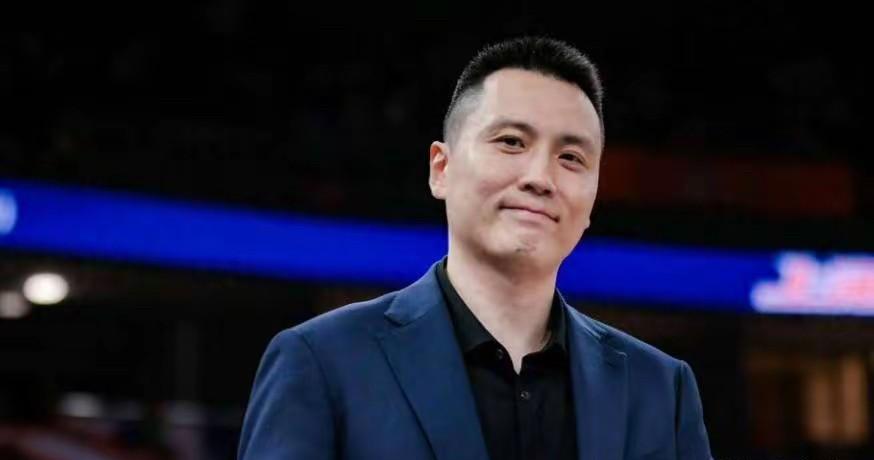 上海男篮全运会三连胜！年轻球员表现出色，令人欣喜。



这场全运会的比赛，上海