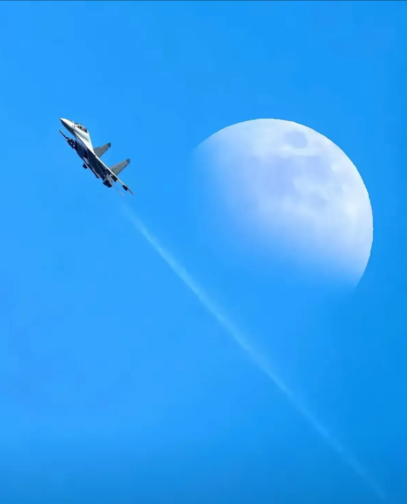 伊朗的防空系统：
 
伊朗曾在2001年引进“红旗-2”防空导弹技术，国产化型号