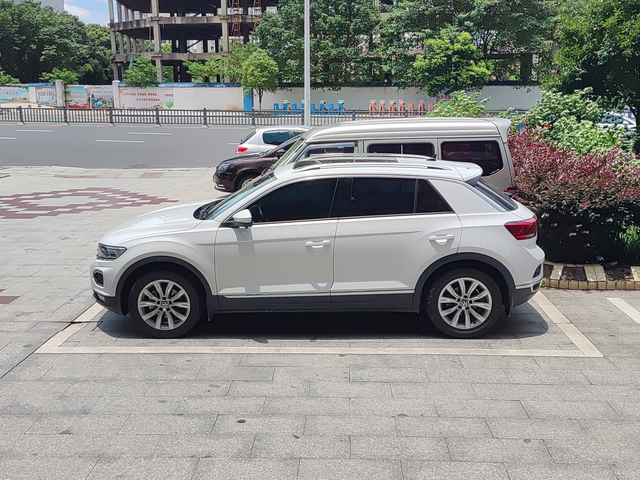 两年探歌分享
最低配那款14万多落地，到现在开了3.6万公里，算跑的比较勤了，分