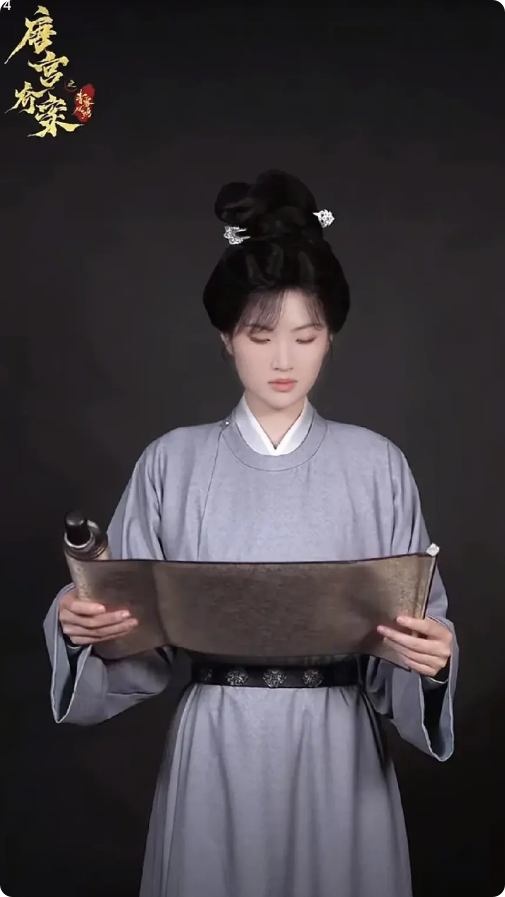 原来姚安娜适合古装啊！
看这造型多漂亮！她是什么角色都想尝试，演的多，演技才能打