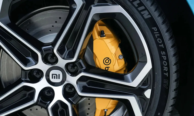 小米汽车的刹车问题
小米汽车推出以来，取得了惊人的市场成绩，但是媒体也报道了很多