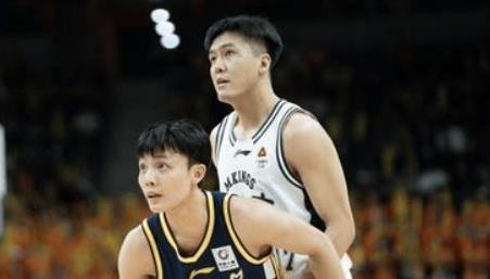 CBA首轮结束，辽宁队貌似羸弱，但给人却耳目一新感觉！广东队看似兵强马壮，实则问