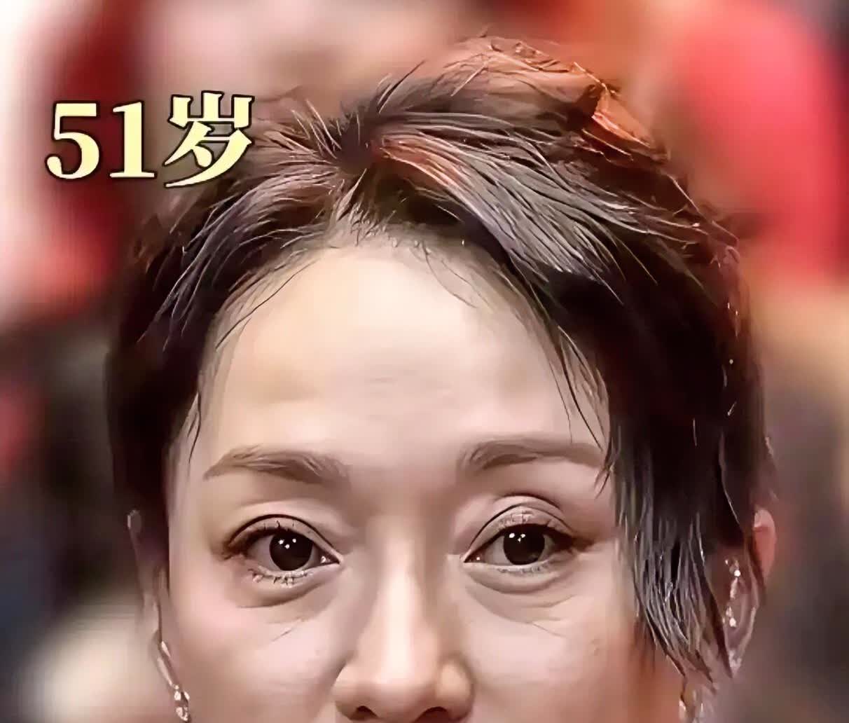 天下没有不老的女神，也没有不老的明星，看周迅就知道了，按理说，她长得小巧玲珑的，