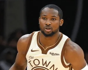 据美国记者Kevin OConnor报道，奇才、鹈鹕和开拓者都与乔纳森-库明加产