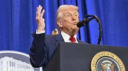 马斯克特朗普反目成仇，特要停特斯拉补贴，马要弹劾总统立新党，乱成一锅粥了。

在
