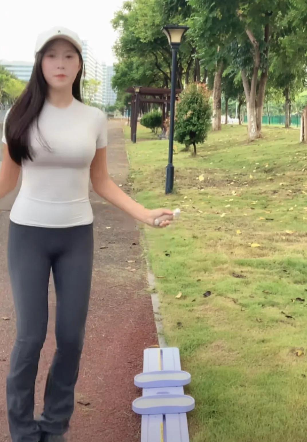 跳绳减肥#上联：诗，写诗，写好诗，请对下联# #上联:天上浮云无定所，请对下联#